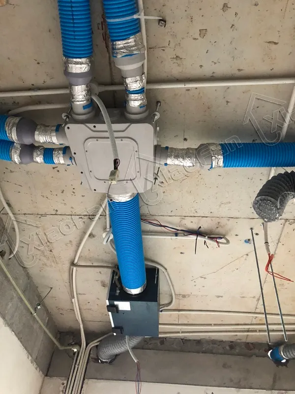 Lắp đặt đường ống gió tươi kết nối giữa máy cấp và các phòng chức năng